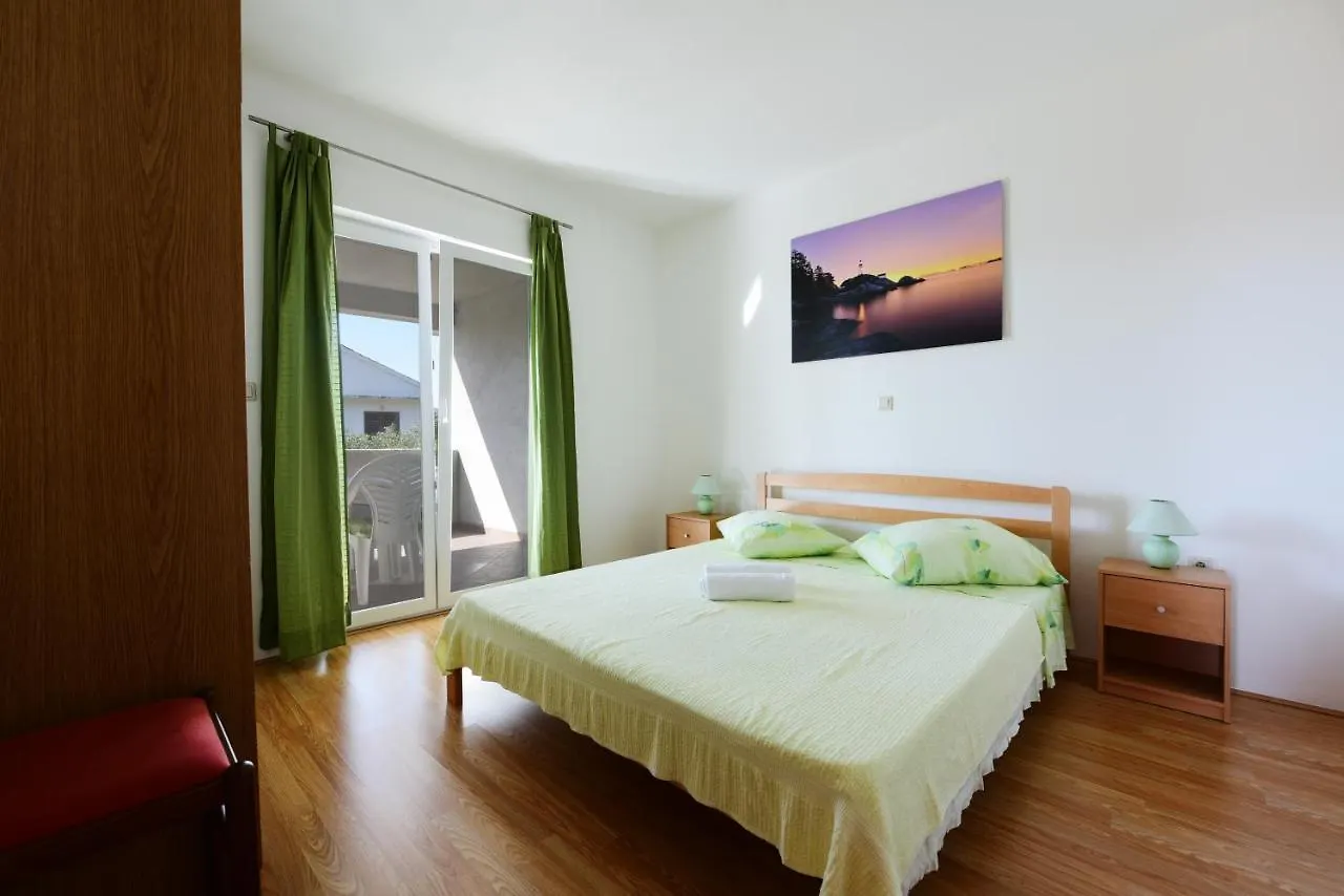 Apartments Sime Petrcane