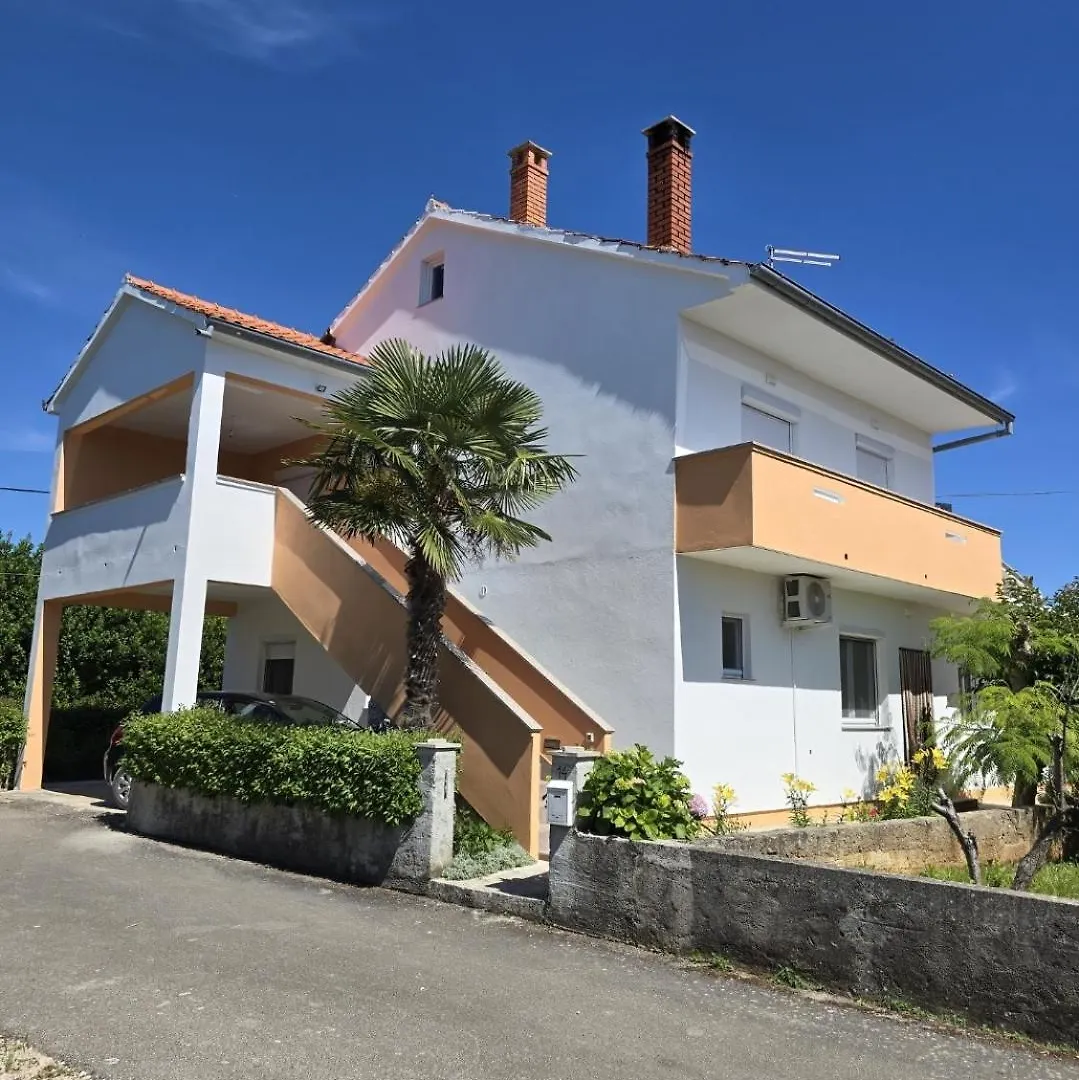 Apartments Sime Petrcane